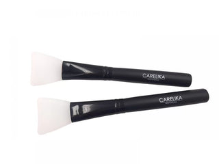 CARELIKA Brush for applying a face mask, white